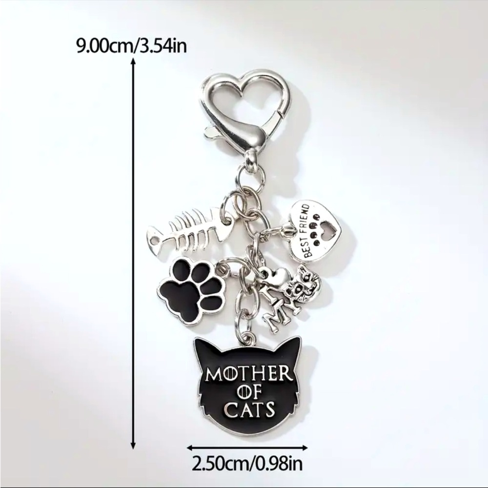Mother of Cats Hearted Clasp Keychain-NEW - Picture 3 of 4